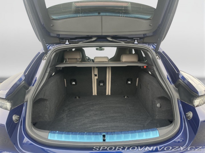 Porsche Taycan Sport Turismo 2025