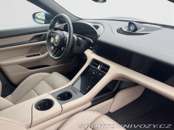 Porsche Taycan Sport Turismo 2025