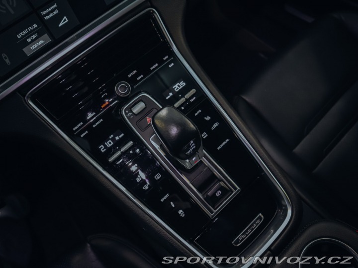 Porsche Panamera 4S Diesel 310 kW 2017