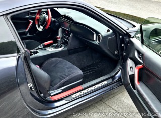 Toyota GT86 Coupe 200PS! 2012