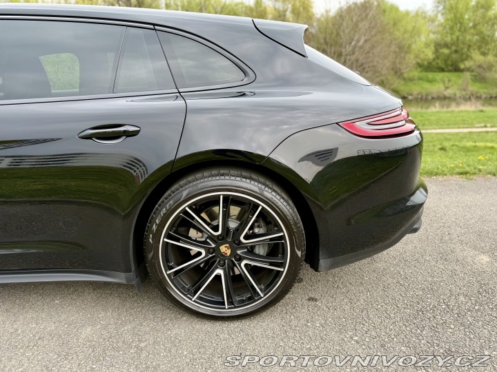 Porsche Panamera 4S Sport Turismo 2018
