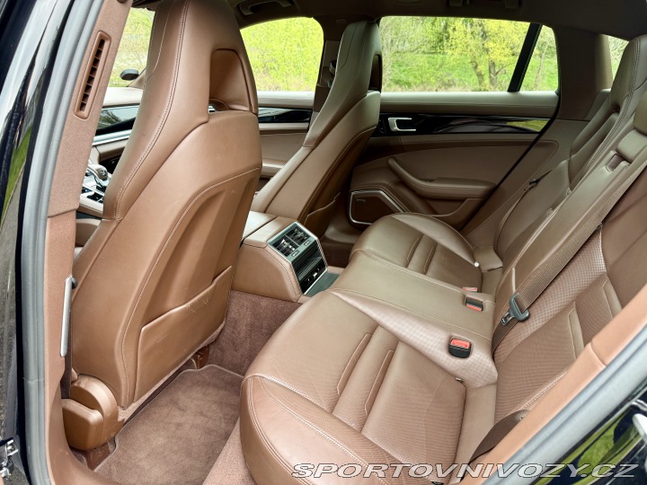 Porsche Panamera 4S Sport Turismo 2018