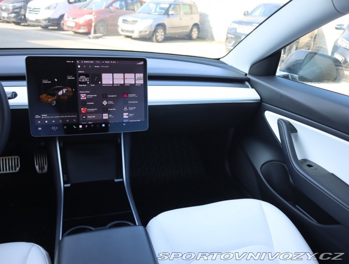 Tesla Model 3 Std Range Plus 52kWh 2019