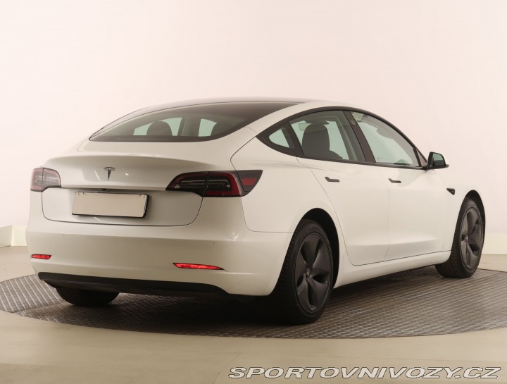 Tesla Model 3 Std Range Plus LFP 2021