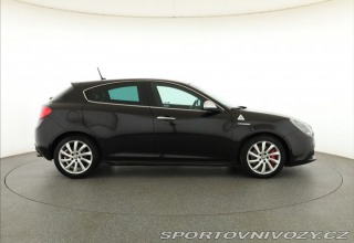 Alfa Romeo Giulietta 1.75 TBi 2011