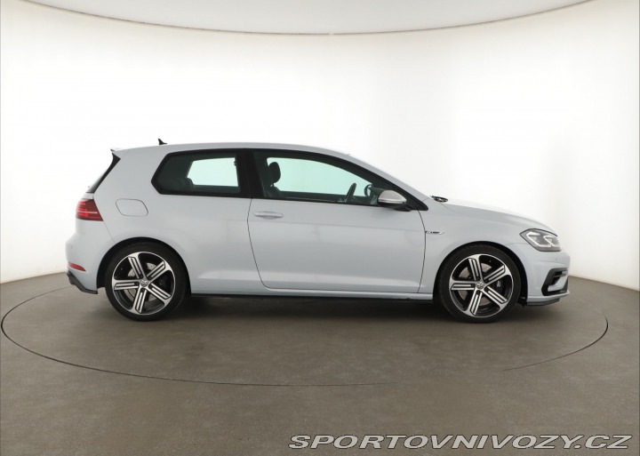 Volkswagen Golf R-Line 2.0 TSI R 2017