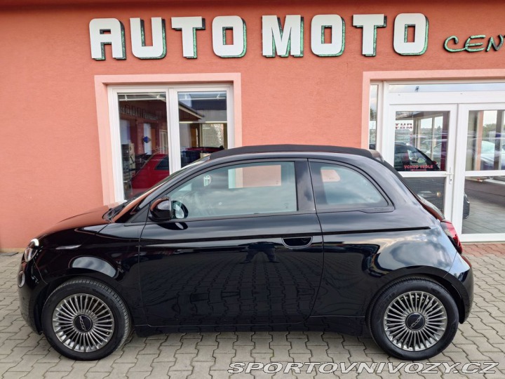 Fiat 500 500e Cabrio 87 kW REZERVA 2022