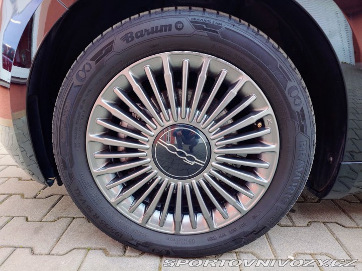 Fiat 500 500e Cabrio 87 kW REZERVA 2022