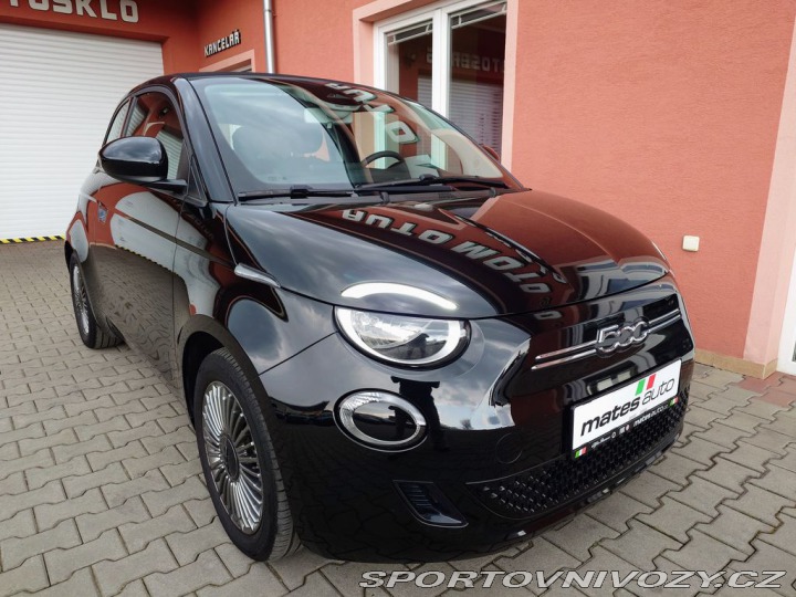 Fiat 500 500e Cabrio 87 kW REZERVA 2022
