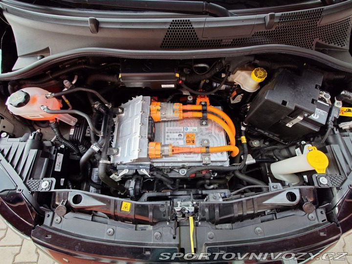 Fiat 500 500e Cabrio 87 kW REZERVA 2022