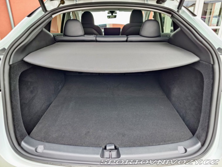 Tesla Model Y L.Range Dual Motor REZERV 2022