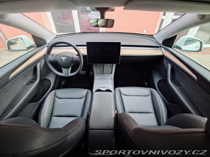 Tesla Model Y L.Range Dual Motor REZERV 2022