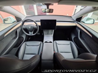 Tesla Model Y Long Range Dual Motor 378 2022