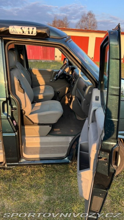 Volkswagen Ostatní modely California 2,5   Generation 111kW r. 2000