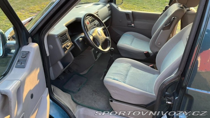 Volkswagen Ostatní modely California 2,5   Generation 111kW r. 2000