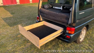 Volkswagen Ostatní modely California 2,5   Generation 111kW r. 2000