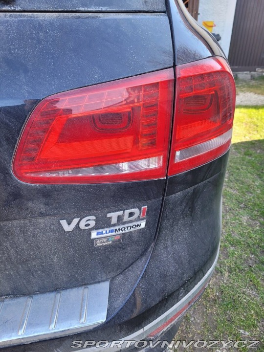 Volkswagen Ostatní modely Touareg 3,0   TDi V6 193kw 4M R-L 2015