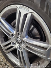 Volkswagen Ostatní modely Touareg 3,0   TDi V6 193kw 4M R-L 2015