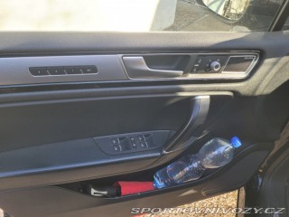 Volkswagen Ostatní modely Touareg 3,0   TDi V6 193kw 4M R-L 2015