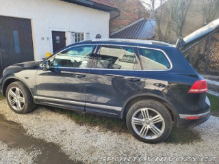 Volkswagen Ostatní modely Touareg 3,0   TDi V6 193kw 4M R-L 2015