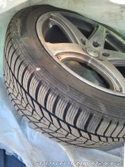 Volkswagen Ostatní modely Touareg 3,0   TDi V6 193kw 4M R-L 2015