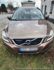 Volvo Ostatní modely XC60 2,4   AWD, 120 kW, manuál 2009
