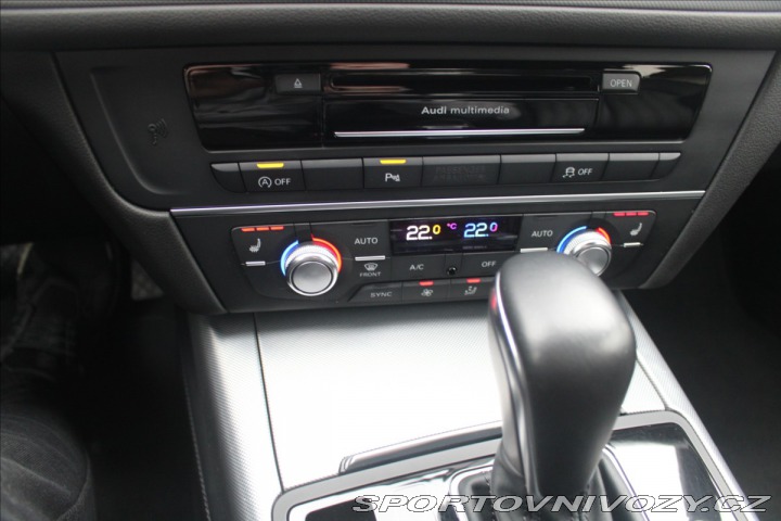 Audi A6 3,0 S-LINE FULL LED Matri 2015