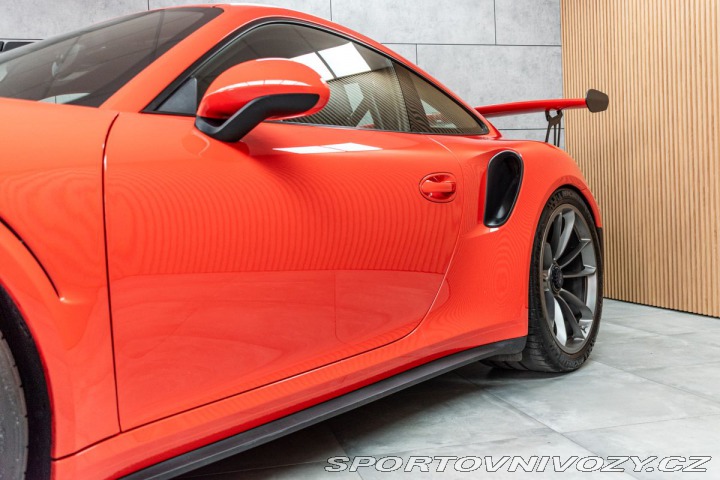 Porsche 911 GT3 RS 4.0 !Najeto 14.885 2016