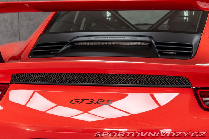 Porsche 911 GT3 RS 4.0 !Najeto 14.885 2016