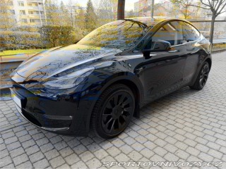 Tesla Model Y AWD Long Range Dual Motor 2024