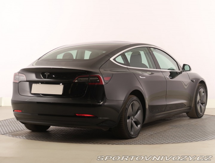Tesla Model 3 Std Range Plus 52kWh 2019