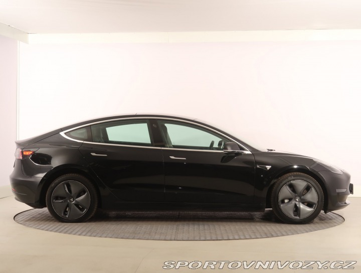 Tesla Model 3 Std Range Plus 52kWh 2019