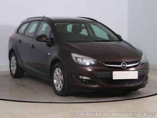 Opel Astra 2.0 CDTI 2014