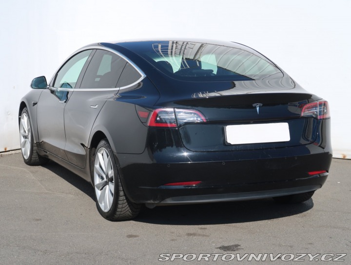 Tesla Model 3 Std Range Plus 52kWh 2019