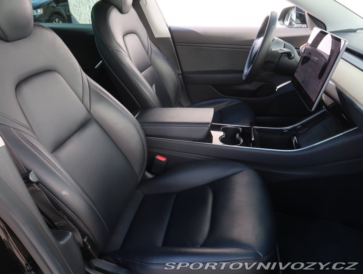 Tesla Model 3 Std Range Plus 52kWh 2019