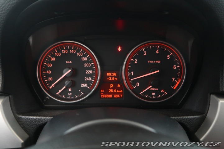 BMW 3 325 i 2008