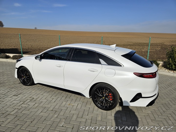 Kia ProCeed GT-Line 1.5 118kW, 7DCT 2022