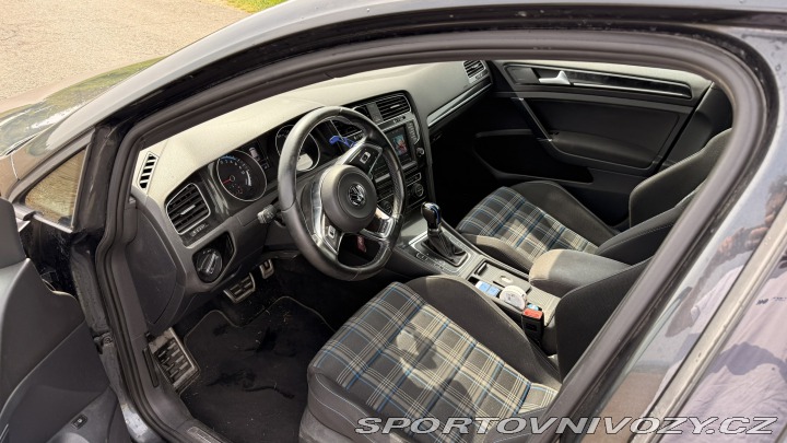 Volkswagen Golf GTE 2016