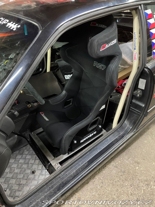 BMW 3 E36 323i závodní 1996