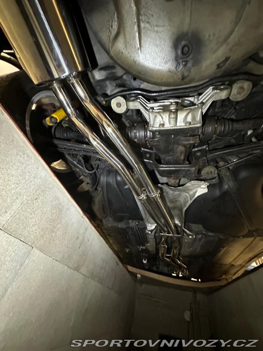 BMW 3 E36 323i závodní 1996