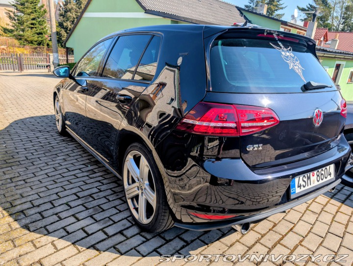 Volkswagen Golf GTI 2014