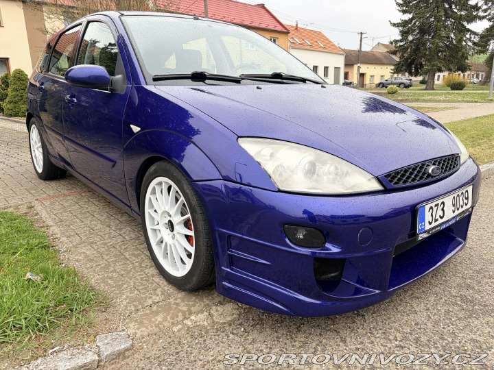 Ford Focus ST  2002
