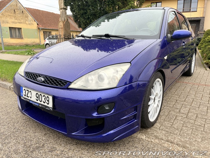 Ford Focus ST  2002