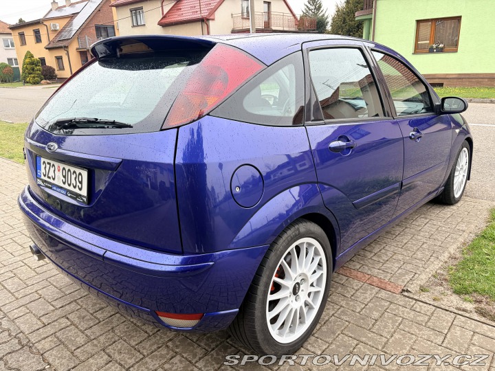 Ford Focus ST  2002