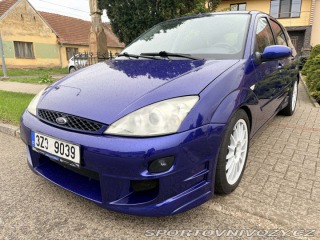 Ford Focus ST  2002