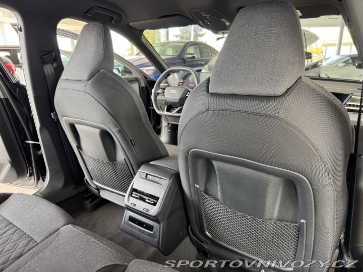 Audi A5 TFSI 150kW*S-LINE*KeyLess 2025