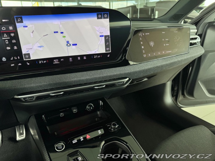 Audi A5 TFSI 150kW*S-LINE*REZERVA 2025