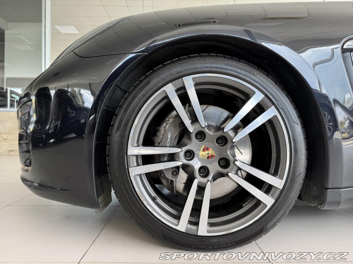 Porsche Panamera  2015