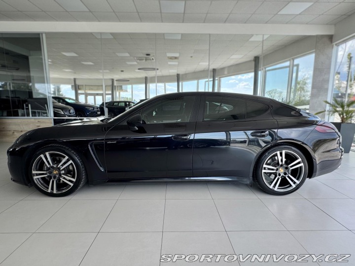 Porsche Panamera Diesel*221kW*Chrono*Webas 2015