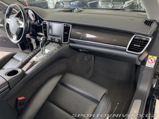 Porsche Panamera  2015